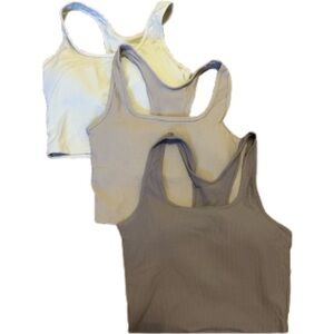 Set of 3 women’s workout tank tops